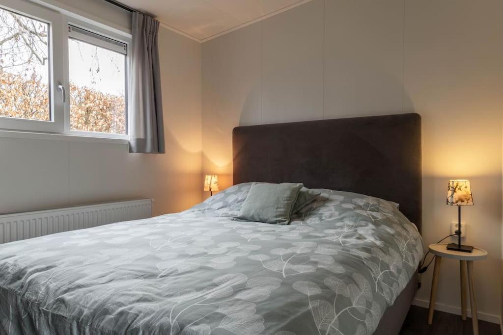 Gezellig Modern Chalet Midden Op De Veluwe Epe Buitenkant foto